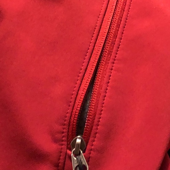 The North Face Apex jacket red and gray - Picture 9 of 11